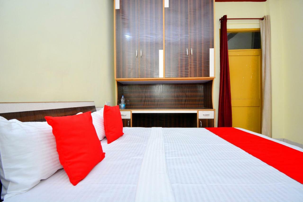Oyo 40306 White House Hotel Jalandhar Camera foto